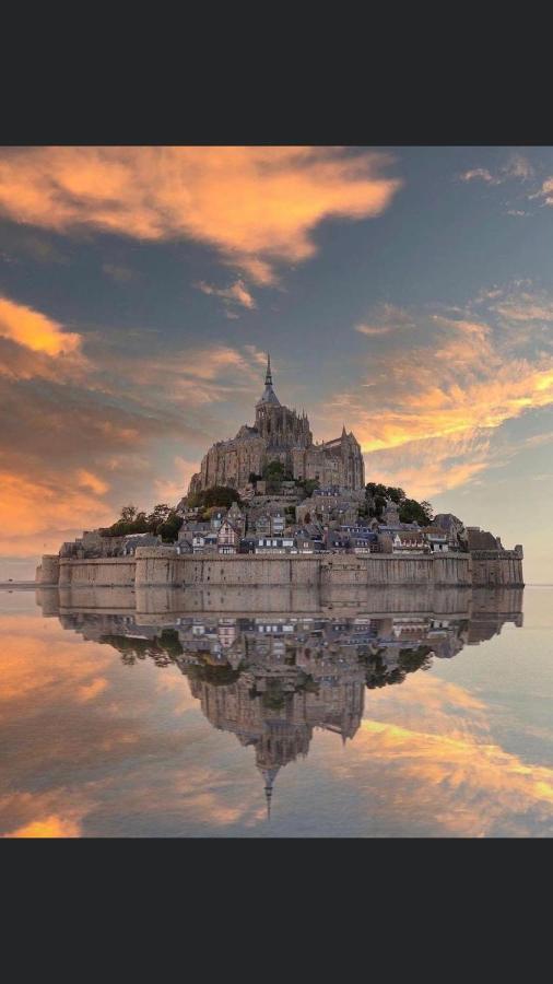 Chambre D'Hotes Le Domaine De La Vallee Saint-Martin-de-Varreville Dış mekan fotoğraf
