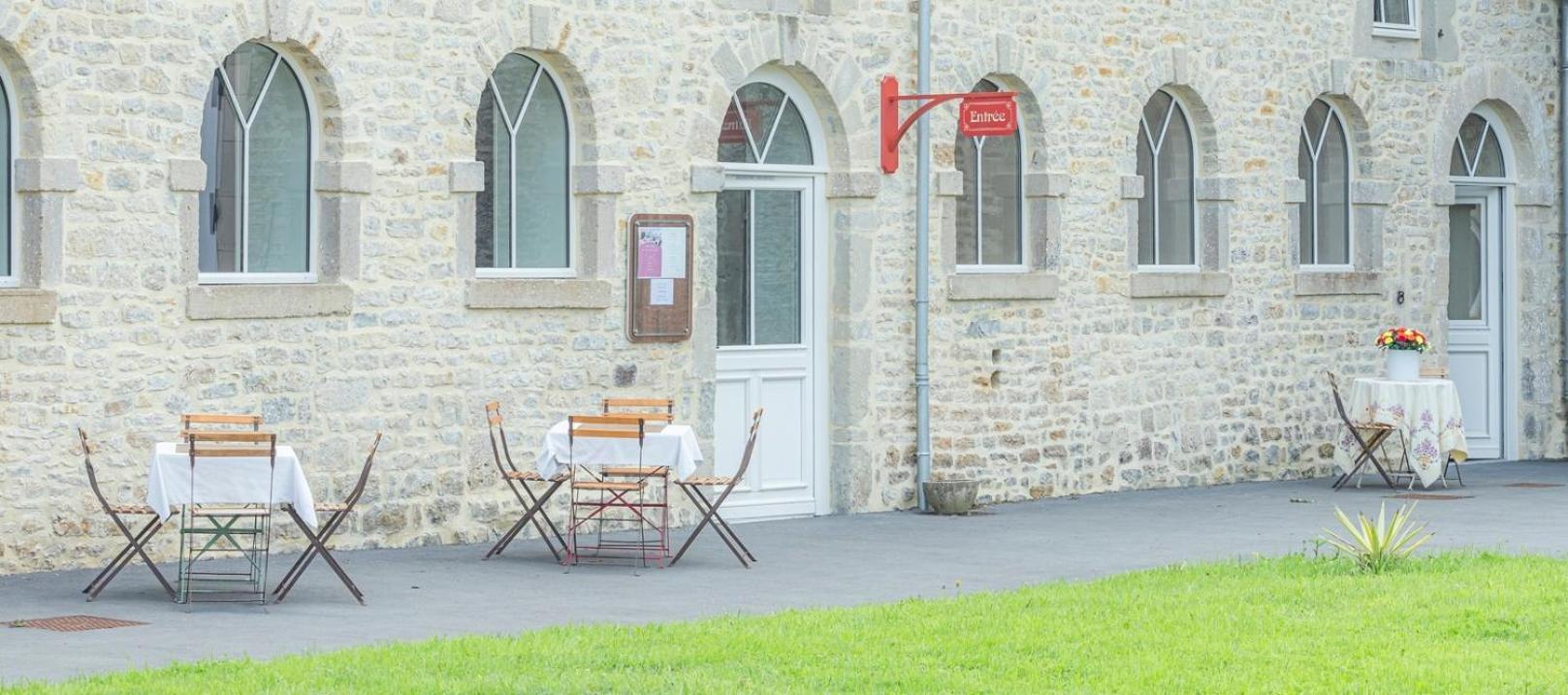 Chambre D'Hotes Le Domaine De La Vallee Saint-Martin-de-Varreville Dış mekan fotoğraf